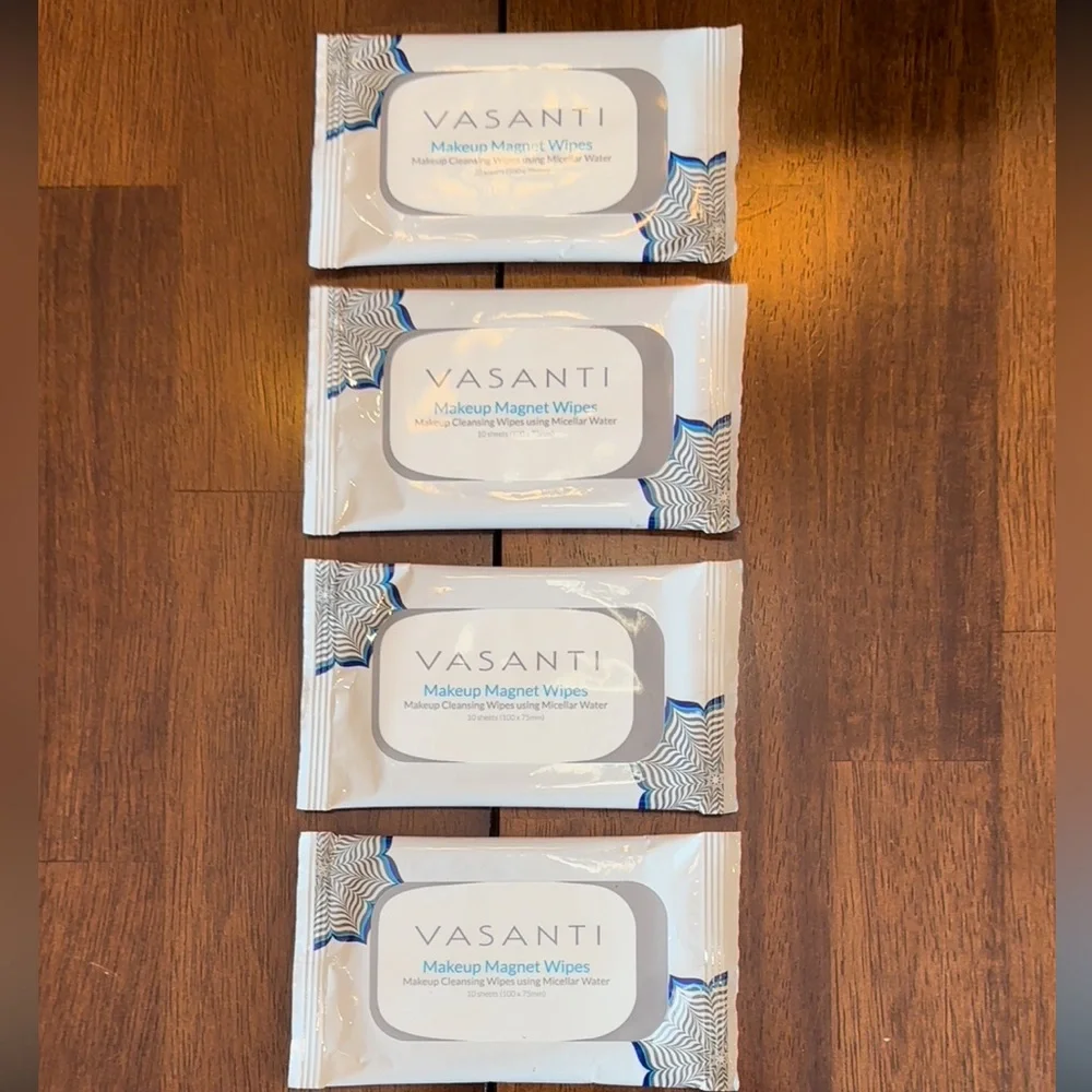 NWT (Lot‎ of 4) VASANTI MAKEUP Magnet WIPES